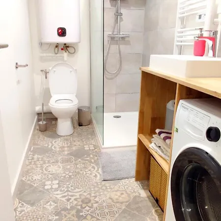 Lejlighed Place Saint Sauveur 50 M2 De Charme.